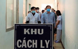 Bình Định: Hai chuyên gia nước ngoài dương tính SARS-CoV-2 từng đến Hà Nội