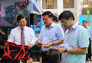 Không gian trưng bày, giới thiệu ẩm thực, văn hóa đặc trưng các dân tộc