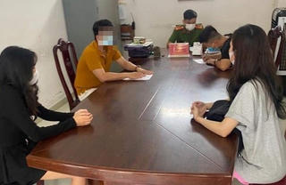 Đà Nẵng: Hơn chục 'nam thanh nữ tú' mở tiệc ma túy trong căn hộ cao cấp