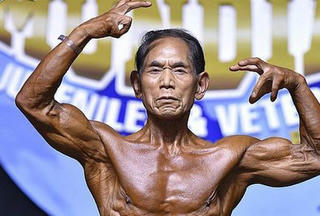 Cụ ông 81 tuổi có thân hình cường tráng như thanh niên