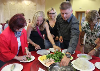 Thư gửi người xa xứ: Tin vui