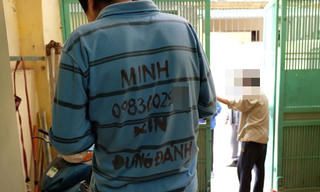 ‘Xin đừng đánh Minh’