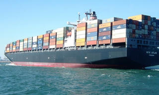 Hàng hóa thông qua cảng biển tăng trên 13%