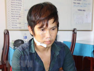 Khen thưởng tập thể, cá nhân phá nhanh án mạng sau 12 giờ gây án