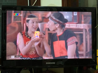 Cần bỏ hình ảnh phản cảm trên truyền hình