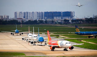 Đề xuất mở đường bay thương mại quốc tế từ tháng 8