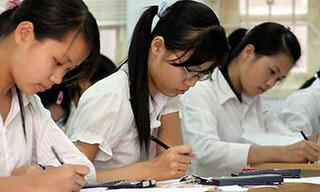 Ôn thi THPT quốc gia: Nơi tự học, nơi sát sao kèm cặp