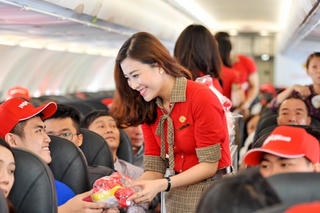 Bay Vietjet vào mùa đẹp nhất, ngất ngây Hàn Quốc, Đài Loan