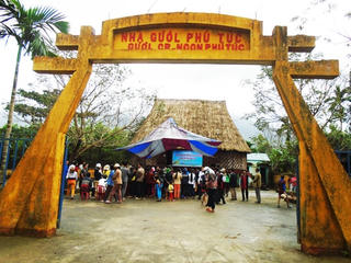 Xuân đến sớm với người Cơ Tu