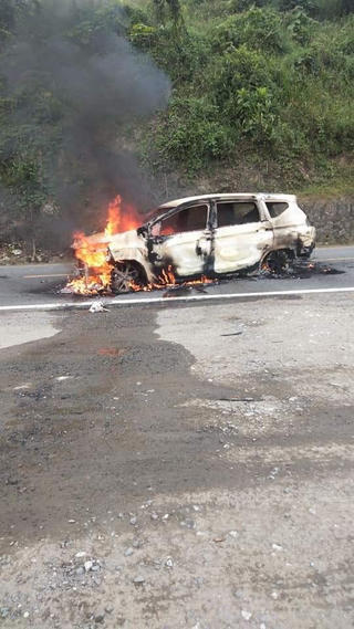 Quảng Nam: Xe ô tô nghi phát nổ khiến 2 người tử vong