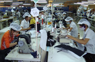 Thưởng Tết: Nơi tiền tỷ, nơi lần không ra