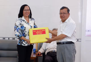 MTTQ TP Cần Thơ chúc mừng đồng bào Công giáo nhân lễ Phục sinh năm 2019