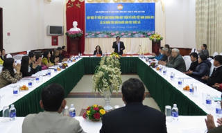 Đem chủ trương, chính sách đến với đồng bào dân tộc