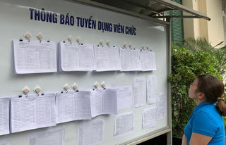 Hà Nội hoãn thi tuyển viên chức ngành giáo dục