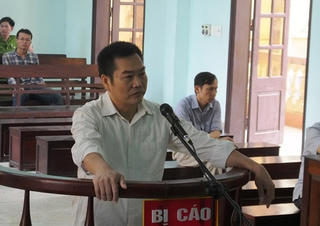 Nguyên Chủ tịch HĐQT Trường trung cấp Y dược “hầu tòa” về tội trốn thuế