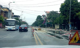 Đường xuống cấp, tai nạn nhiều nhưng vẫn ‘lăm le’ tăng phí