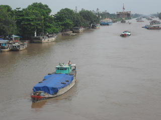 Khơi thông hạ tầng đường thủy