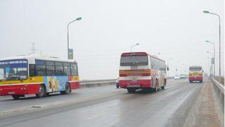 Phát sinh hơn 32 tỷ đồng chi phí xe buýt vì sửa cầu Thăng Long