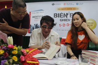 Viên kim cương của văn học tư liệu