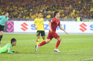 'Chợ vé online' trận chung kết Việt Nam - Malaysia sôi nổi, ngoài tầm kiểm soát