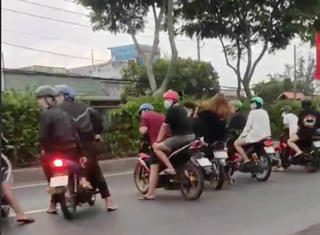 Bắt khẩn cấp hàng chục thanh thiếu niên đua xe trái phép trên quốc lộ 22