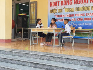 Quảng Ngãi: Tăng cường truyền thông về tác hại của bom mìn trong cộng đồng dân cư