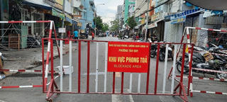 Thành phố Thủ Đức phong tỏa 12.008 hộ dân phường Tân Phú