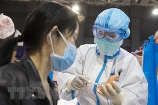 Số ca nhiễm virus SARS-CoV-2 ở Trung Quốc tiếp tục giảm xuống