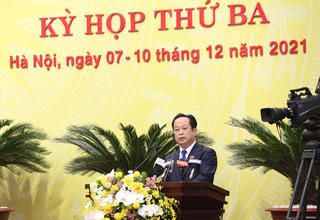Bị chất vấn, Giám đốc Sở GDĐT Hà Nội nói 'sẽ ban hành tiêu chí an toàn trường học'