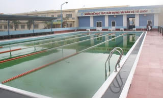 Tăng cường xây bể bơi trong trường học