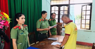 Phạt đối tượng xúc phạm cán bộ công an, phát trực tiếp trên Facebook