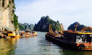 Di chuyển tàu của Vinashin ra khỏi Vịnh Hạ Long