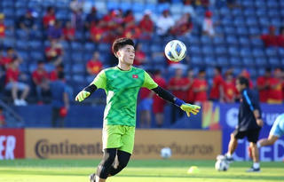 U23 Việt Nam-U23 UAE: Bùi Tiến Dũng bắt chính, Đình Trọng dự bị