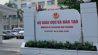 Nghi vấn văn bản của Thứ trưởng Bộ GDĐT bị cấp dưới tự ý sửa đổi