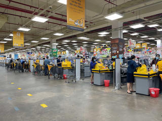 THACO tiếp quản hoạt động kinh doanh đại siêu thị Emart tại Việt Nam 