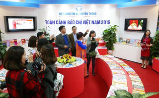 Lương tâm người cầm bút