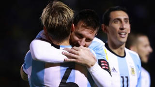 'Siêu nhân' Messi giúp Argentina đoạt vé dự VCK World Cup 2018