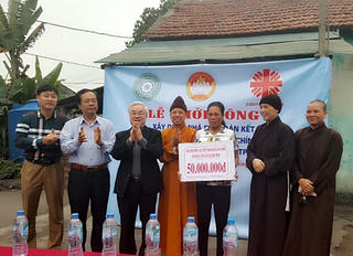 Khi Mặt trận làm cầu nối