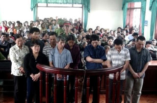 24 tháng tù cho đối tượng cản trở học sinh đến trường