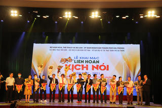 Rộn ràng lễ khai mạc 'Liên hoan Kịch nói toàn quốc - 2021'