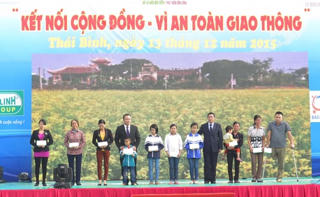 'Kết nối cộng đồng- Vì an toàn giao thông'