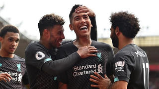 Man City-Tottenham chia điểm, Liverpool chiếm ngôi đầu bảng