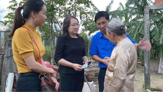 Quảng Ngãi: Gần 4 tỷ đồng trao tận tay người dân khắc phục hậu quả bão số 9