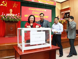 Gần 280 triệu đồng ủng hộ Quỹ Vì Trường Sa thân yêu