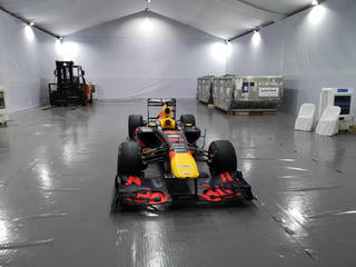 ‘Siêu xe’ có tốc độ 345 km/h chính thức xuất hiện tại Hà Nội