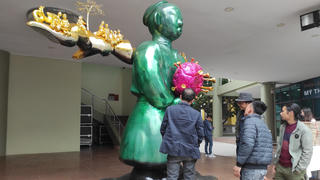 Một triển lãm mỹ thuật bị nghiệp dư hóa