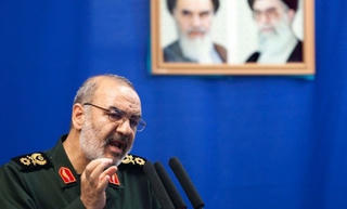 Tướng Iran dọa hủy diệt Israel bằng 100.000 tên lửa