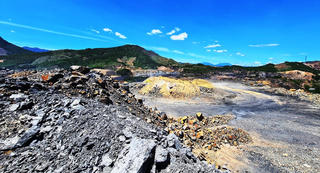 Dân kêu trời vì bãi thải than gây ô nhiễm