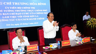 Phó Thủ tướng kiểm tra công tác cải cách hành chính tại Sơn La