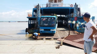 Bến phà Đình Vũ: Ngày mai không còn khách qua lại...